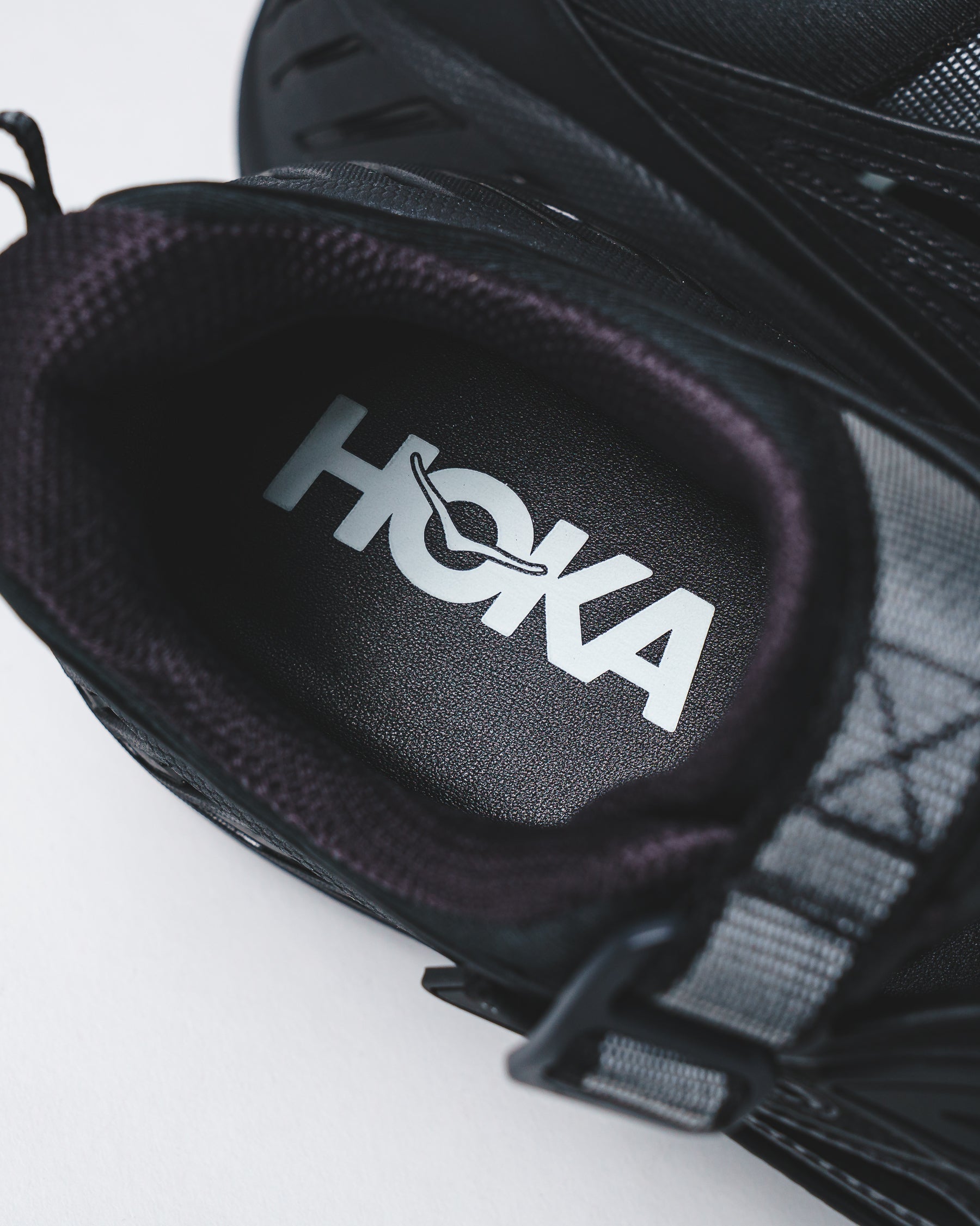Hoka One One Unisex Stinson Breeze Black Carbon Black 1174450-BBNB