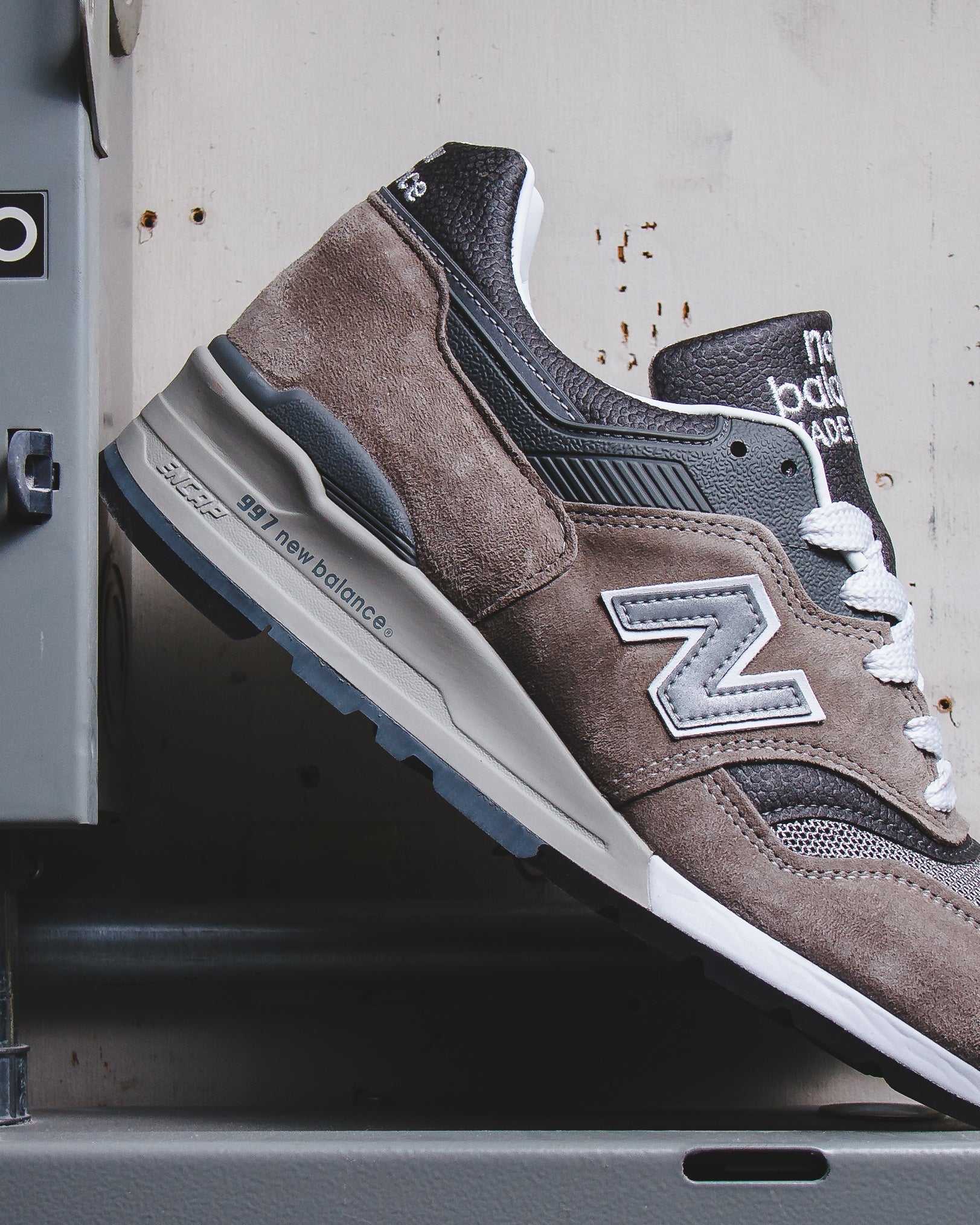 New Balance Unisex MADE in USA 997 Gray U997GY