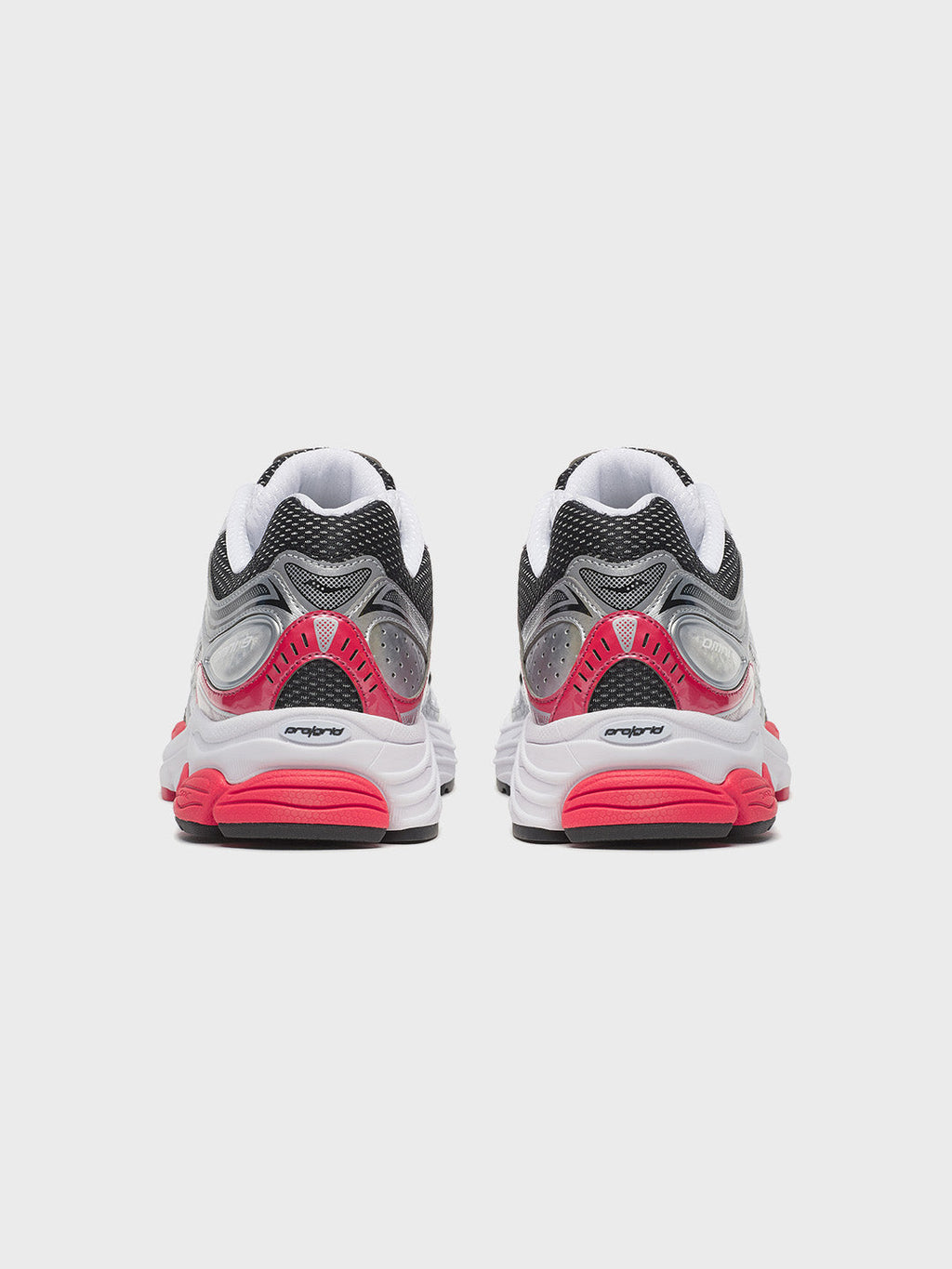 Saucony Progrid Omni 9 Sneakers | White/Red
