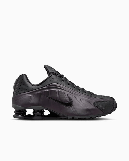 Nike Shox R4